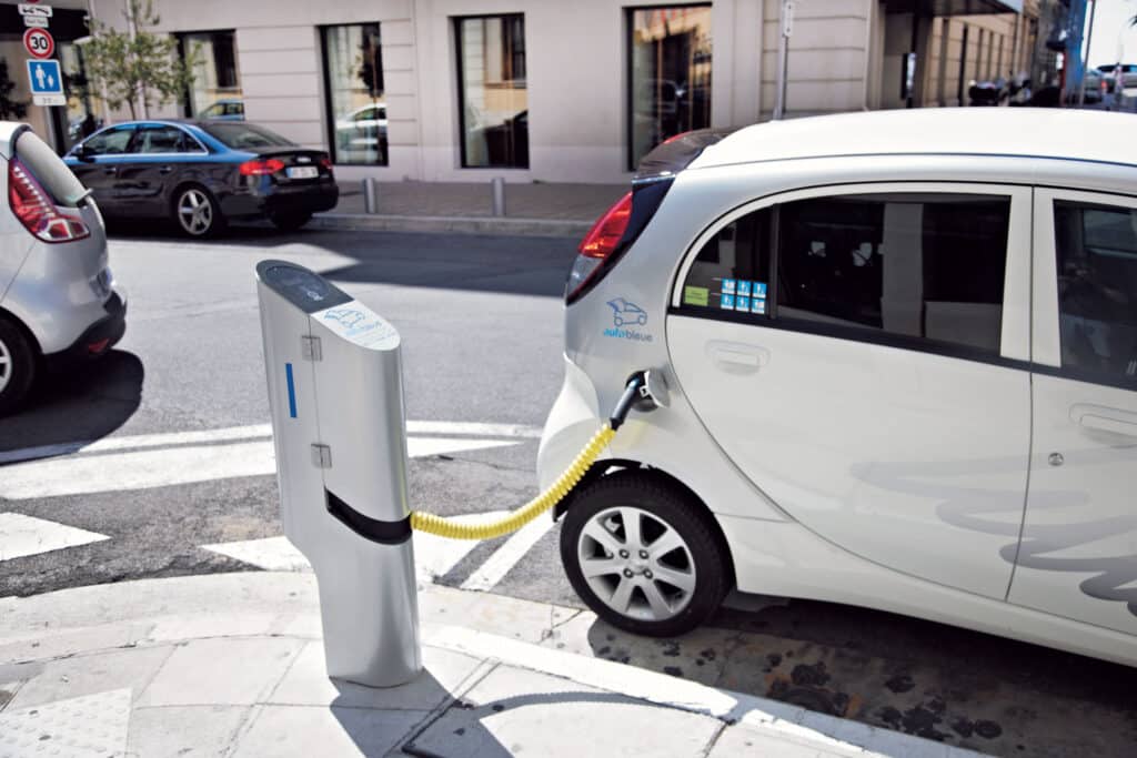 bornes voitures électriques